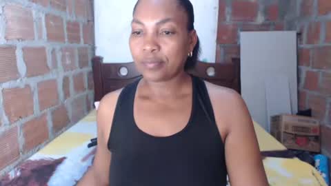 Snapshot of emilay_miller chatting on January 12, 9:51 pm Emily online show from January 12, 9:51 pm