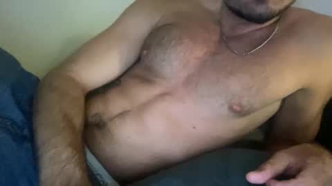 Snapshot of emile623603 chatting on September 14, 7:13 pm emile623603 online show from September 14, 7:13 pm