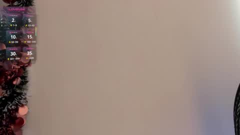 Emily online show from December 14, 12:32 pm