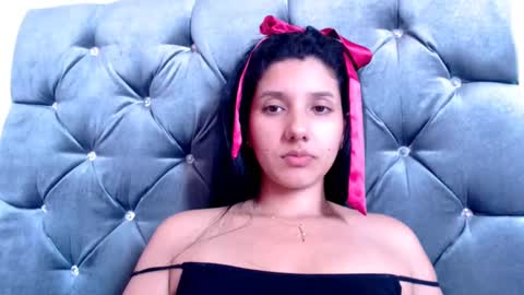 Snapshot of emili_riders chatting on February 11, 7:16 pm emili riders online show from February 11, 7:16 pm