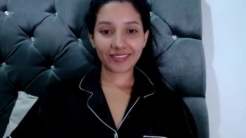 Snapshot of emili_riders chatting on February 23, 6:17 am emili riders online show from February 23, 6:17 am