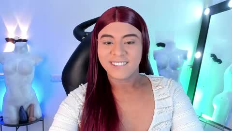 Emili roux online show from March 26, 10:10 am