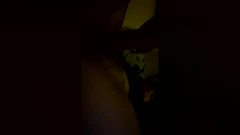 Snapshot of emilia2113 chatting on March 21, 11:04 am emilia2113 online show from March 21, 11:04 am