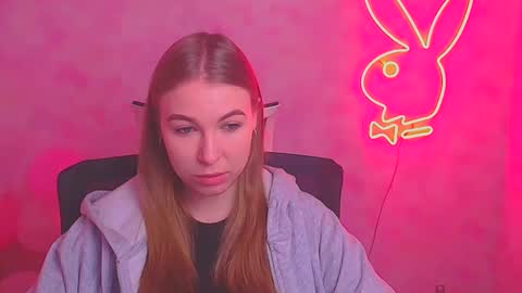 Emilia online show from February 21, 6:07 am