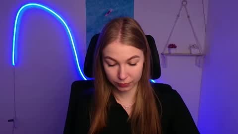 Emilia online show from October 23, 5:29 am