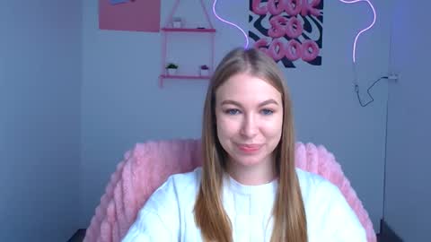 Emilia online show from November 7, 6:46 am