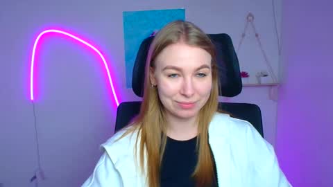 Emilia online show from February 27, 6:35 am