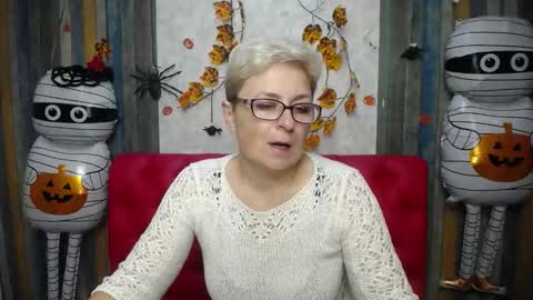 EmiliaGree online show from November 7, 6:13 am