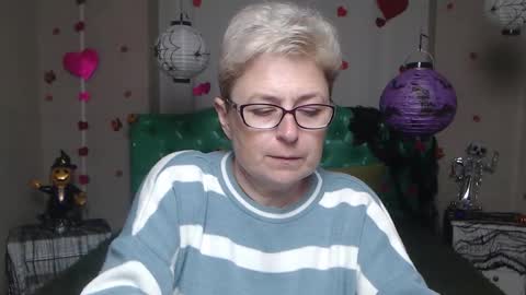 EmiliaGree online show from November 8, 6:24 am