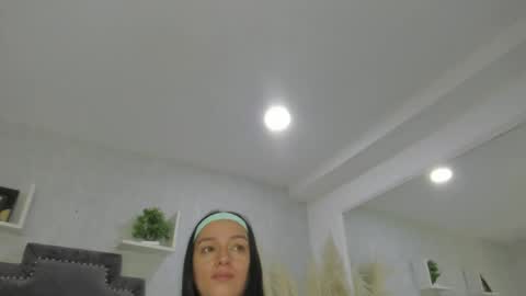 EmiliaRose online show from April 4, 9:12 pm