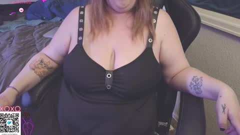 Snapshot of emiliefoxx chatting on March 10, 12:51 am emilie foxx online show from March 10, 12:51 am