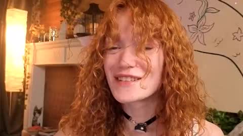 Emi  online show from February 25, 1:15 am