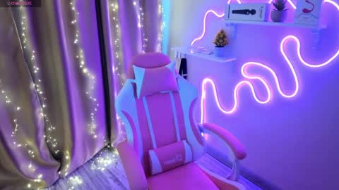 Emiliya online show from February 24, 8:06 am