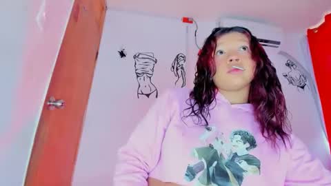 Snapshot of emilly_coper18 chatting on January 10, 6:20 pm emily online show from January 10, 6:20 pm