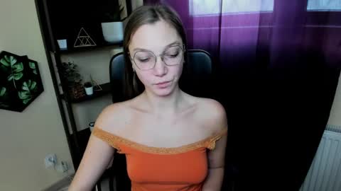 Emilly online show from March 3, 12:37 pm