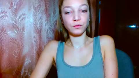 Emilly online show from December 5, 7:17 am