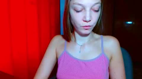 Emilly online show from December 16, 7:35 am