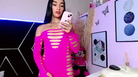 emillystonex online show from May 14, 10:27 pm