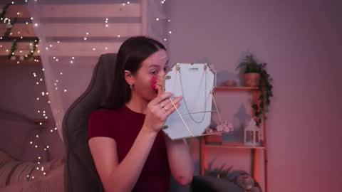 emillywade online show from January 14, 8:53 am