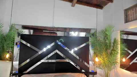 Emily  online show from December 17, 10:43 am