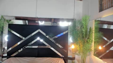 Emily  online show from January 14, 10:54 am