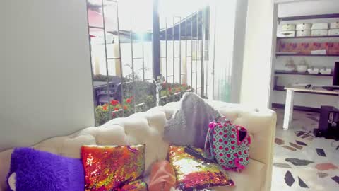 Snapshot of emily__harper_ chatting on June 12, 12:37 pm Emily online show from June 12, 12:37 pm