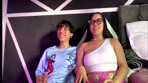 emily_andyy online show from December 19, 9:22 pm