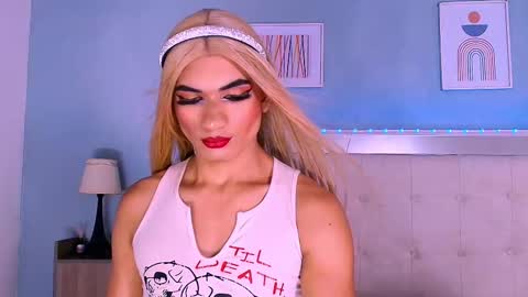 emily_castillo1_ online show from September 23, 5:54 am