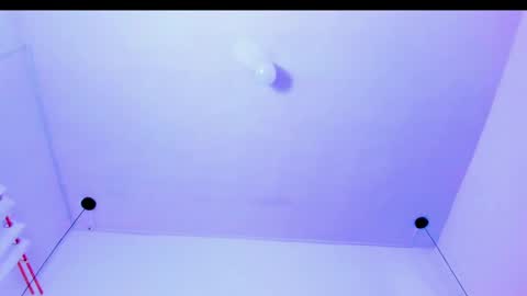 Emi  online show from March 3, 1:53 pm