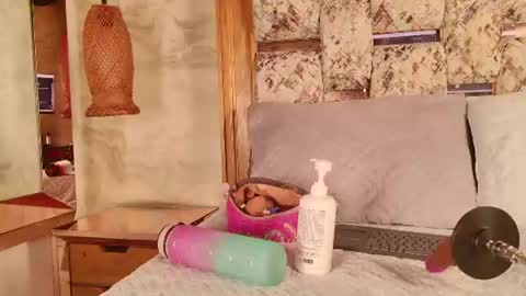 emily_greco online show from July 13, 11:35 am