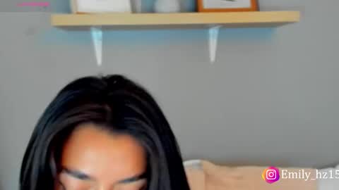 Snapshot of emily_haze chatting on March 3, 1:42 pm Emily online show from March 3, 1:42 pm