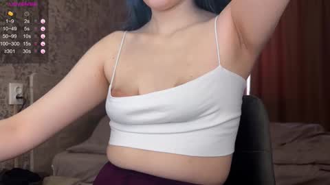 Emily online show from February 9, 6:39 am