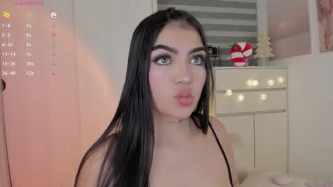 EmilyKenner  Independent model  online show from December 16, 11:26 am