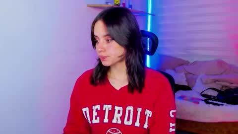 emily_lindey online show from October 17, 3:10 am