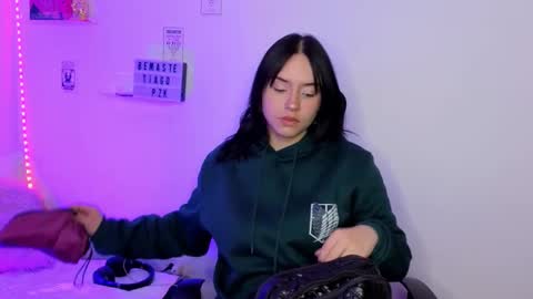 Emily Lindey online show from March 22, 7:12 am