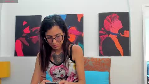 Snapshot of emily_loperaa chatting on July 1, 3:01 pm Emily online show from July 1, 3:01 pm
