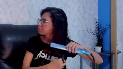 Snapshot of emily_loperaa chatting on July 6, 3:58 pm Emily online show from July 6, 3:58 pm