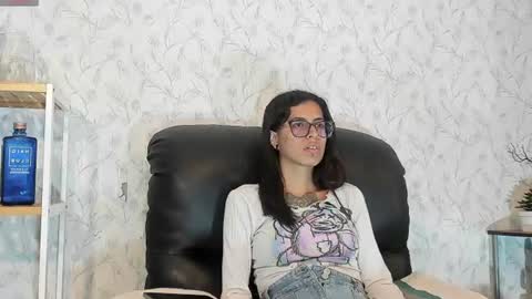 Snapshot of emily_loperaa chatting on July 24, 9:35 pm Emily online show from July 24, 9:35 pm