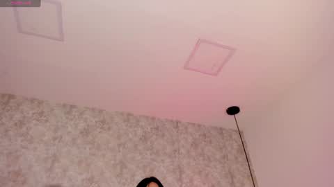 Snapshot of emily_luve chatting on June 24, 11:42 am emily_luve online show from June 24, 11:42 am