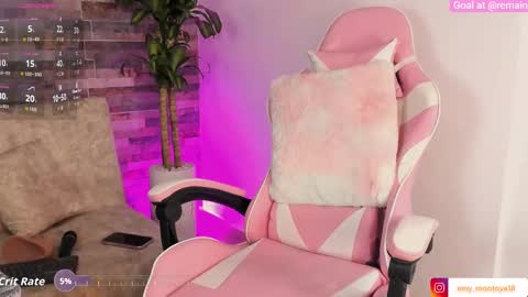 Snapshot of emily_montoya chatting on September 13, 2:11 am Emily online show from September 13, 2:11 am