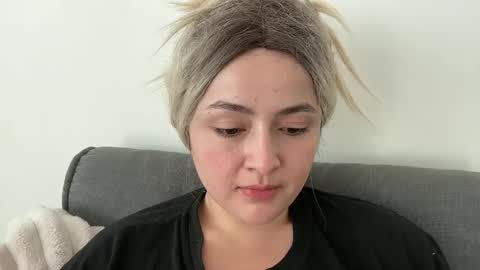 emily_morning_dew online show from September 22, 6:15 am