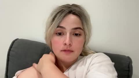 emily_morning_dew online show from September 23, 2:31 pm