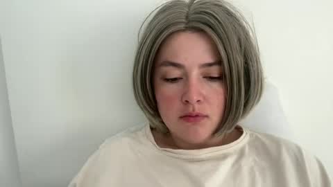 emily_morning_dew online show from June 26, 5:56 am