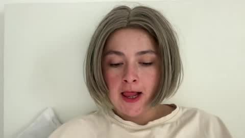 emily_morning_dew online show from July 7, 9:24 am