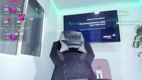 emily_palmeer online show from October 14, 10:27 am