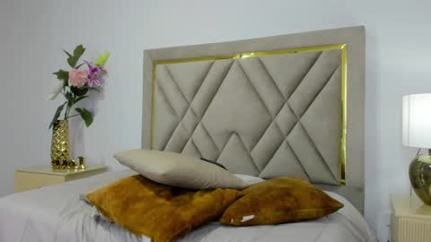 Emily online show from February 21, 2:38 pm