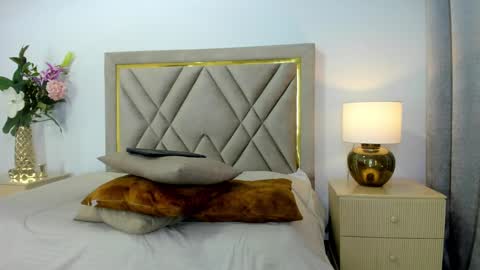 Emily online show from September 16, 7:15 pm