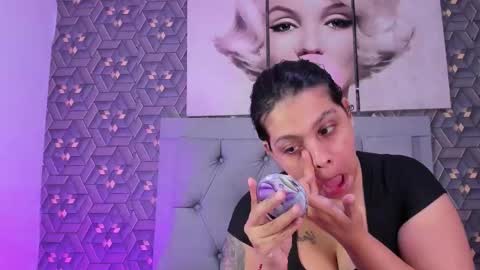 Emily online show from March 4, 2:06 am