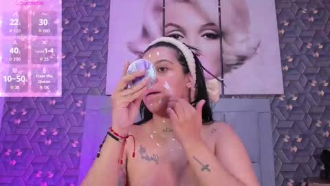 Emily online show from March 25, 2:39 am