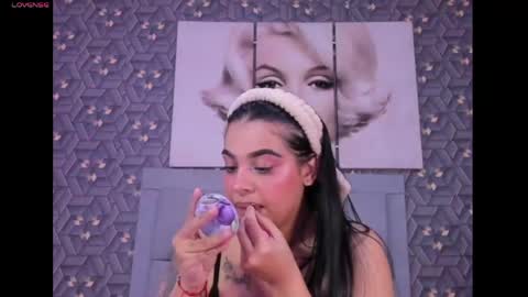 Emily online show from April 18, 2:37 am